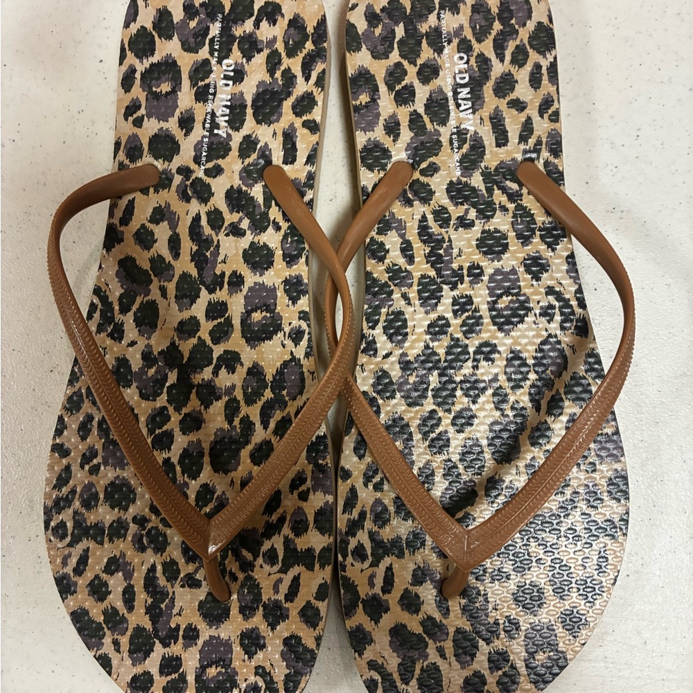 Old Navy Brown and Black Sandals